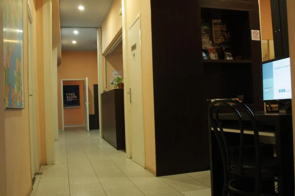 בית הארחה ברצלונה Hostal Baires ספרד